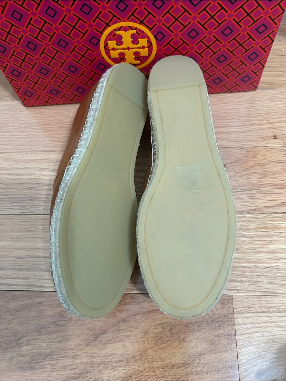 Tory Burch ELEANOR ESPADRILLE flats in Calf leather in brown (bourbon/gold)